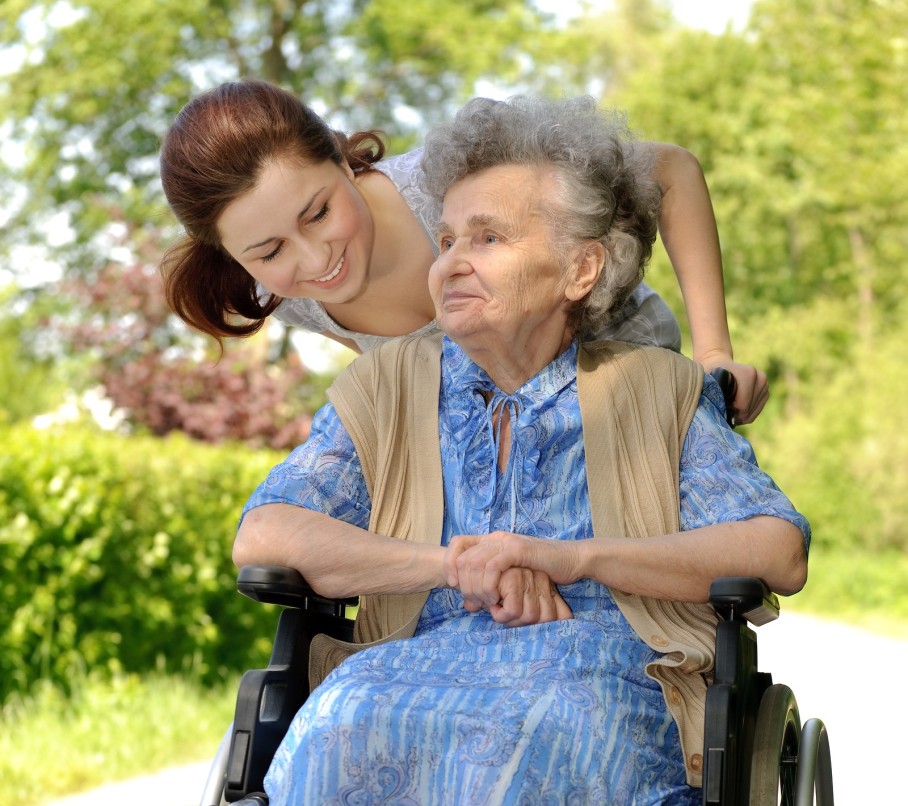 Hire Professional Caregivers to Avoid Mistakes in Providing Elder Care